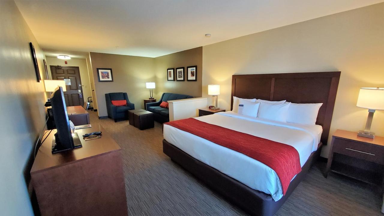 Comfort Inn & Suites Tempe Phoenix Sky Harbor Airport Esterno foto