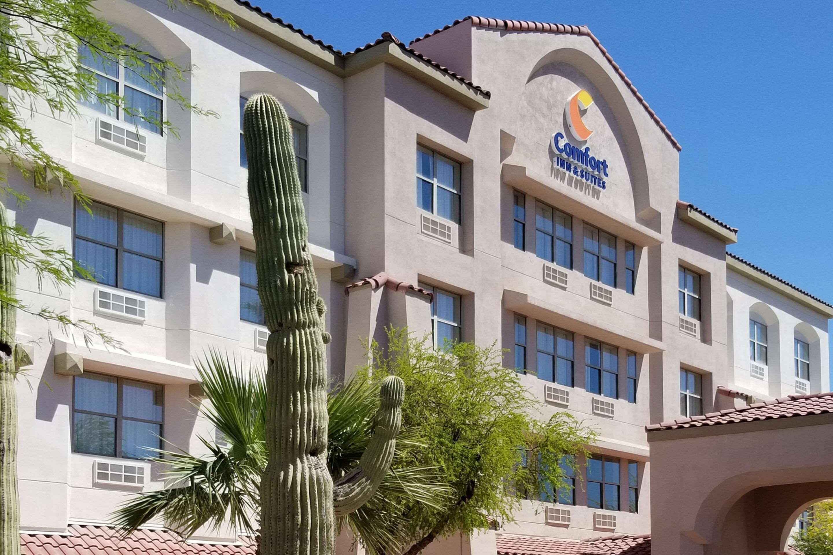 Comfort Inn & Suites Tempe Phoenix Sky Harbor Airport Esterno foto