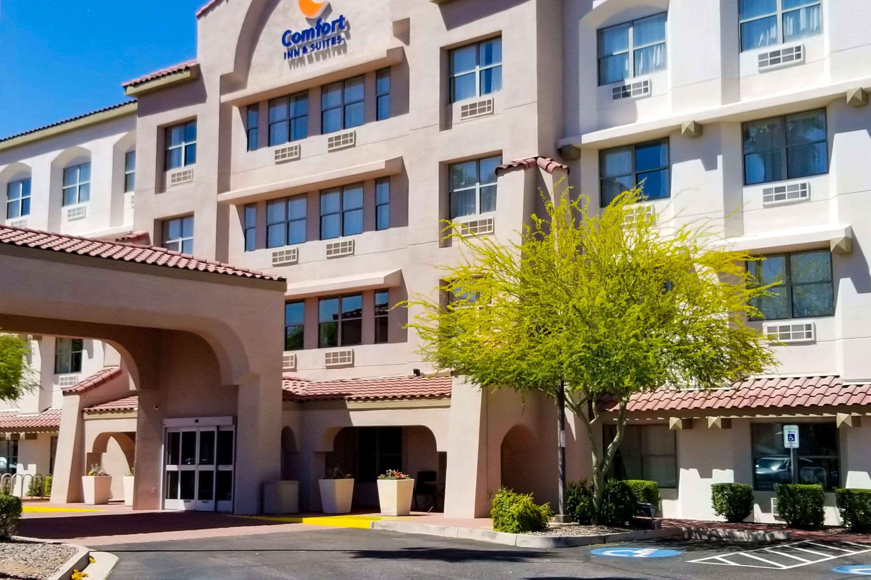 Comfort Inn & Suites Tempe Phoenix Sky Harbor Airport Esterno foto